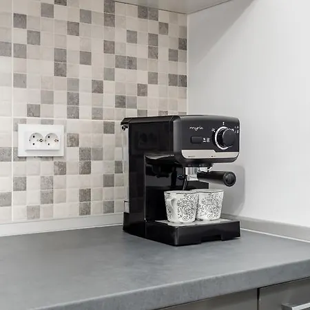 Bright House * Bükreş