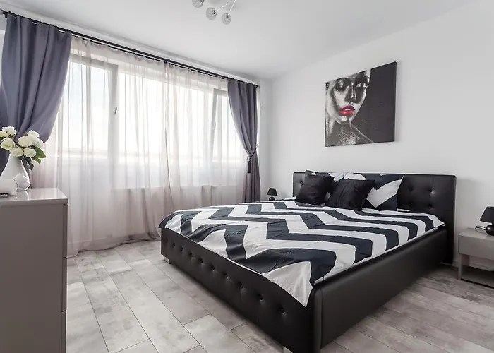 Bright House Apartman